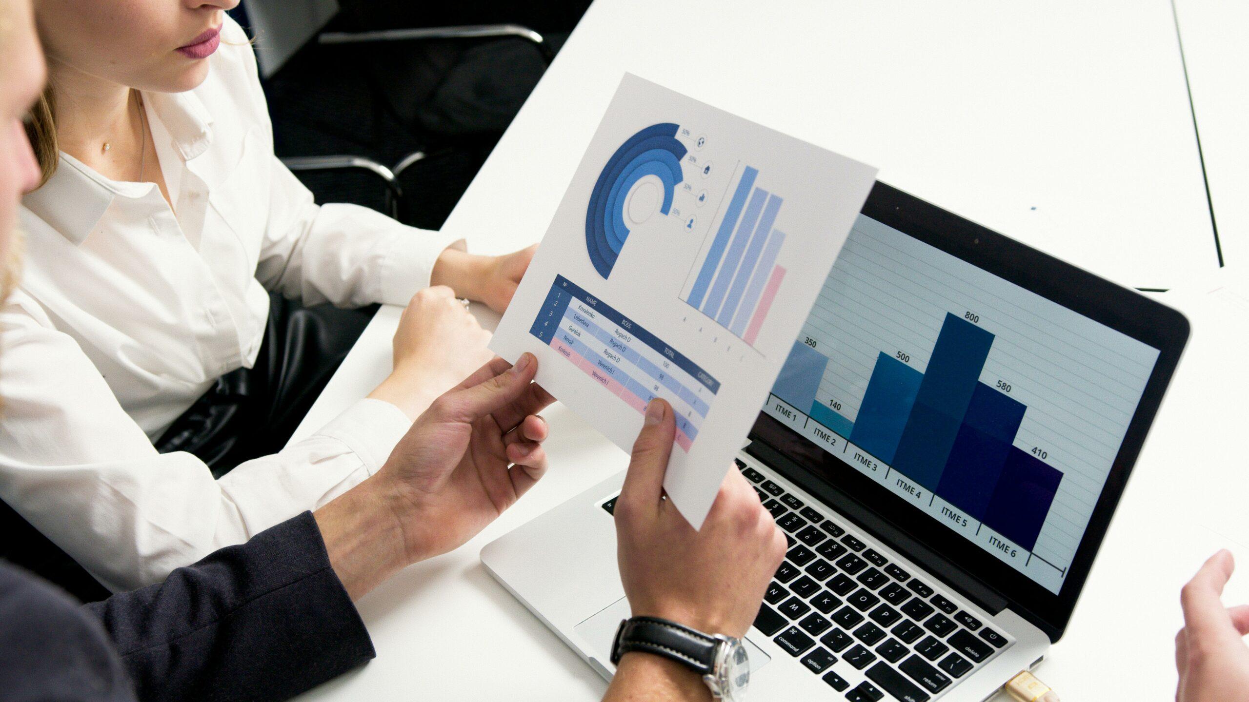 Data et SEO : pourquoi les agences web à Toulouse misent sur l’analyse prédictive en 2025 ?