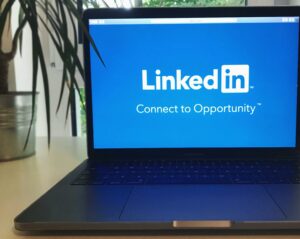 Optimisation présence linkedin agence digitale toulouse