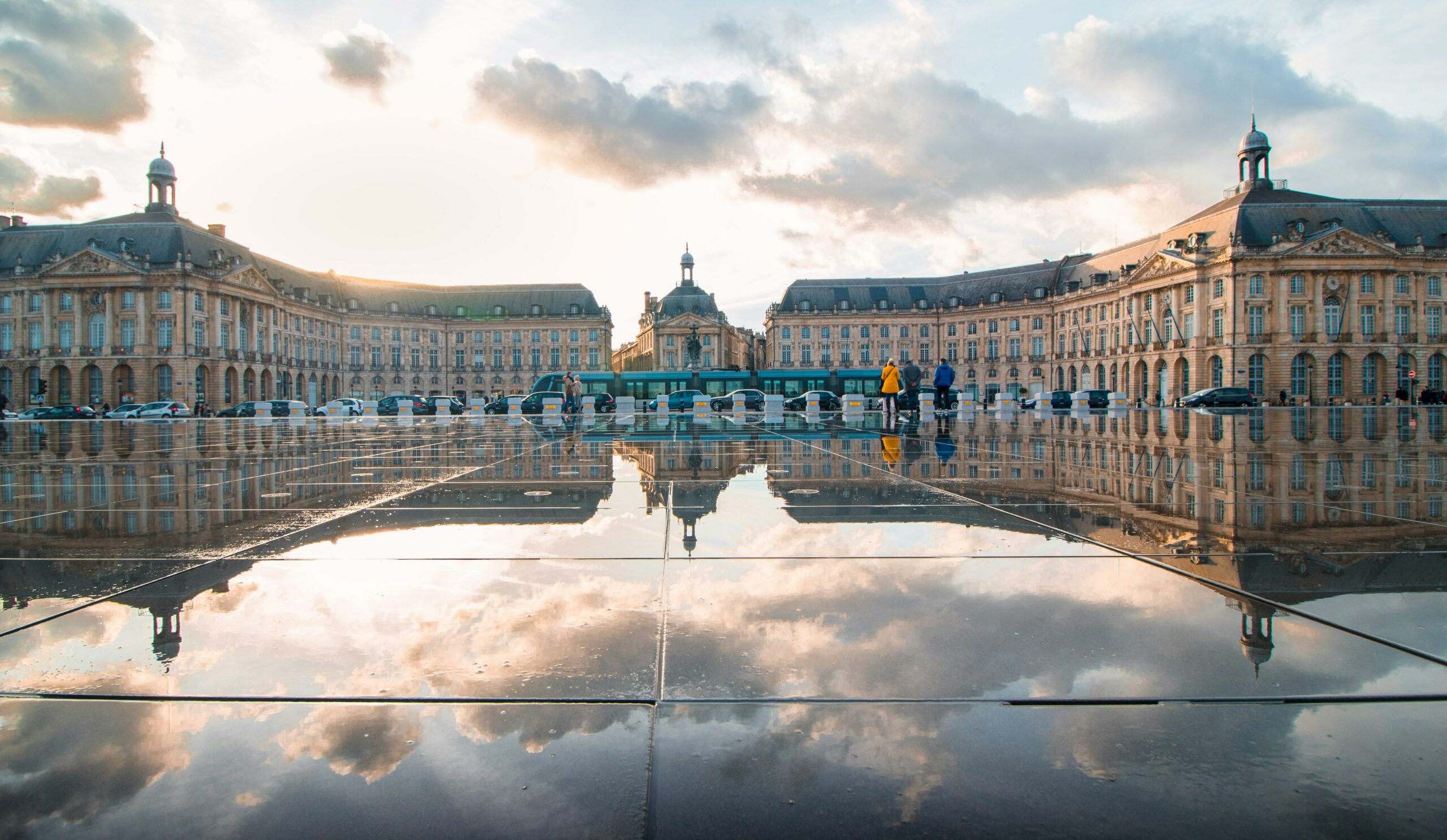 Place de la Bourse : un symbole d’élégance… et d’ambition digitale
